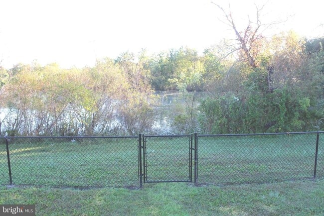 Building Photo - 110 Duck Creek Ln