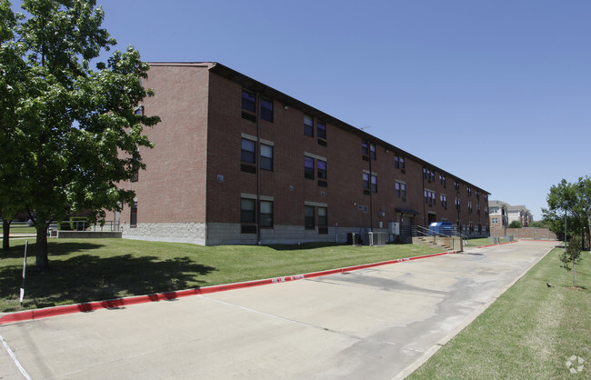 Building Photo - Mesquite Gardens Apartments