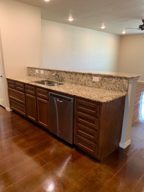 Kitchen - 6108 Boxelder Trail