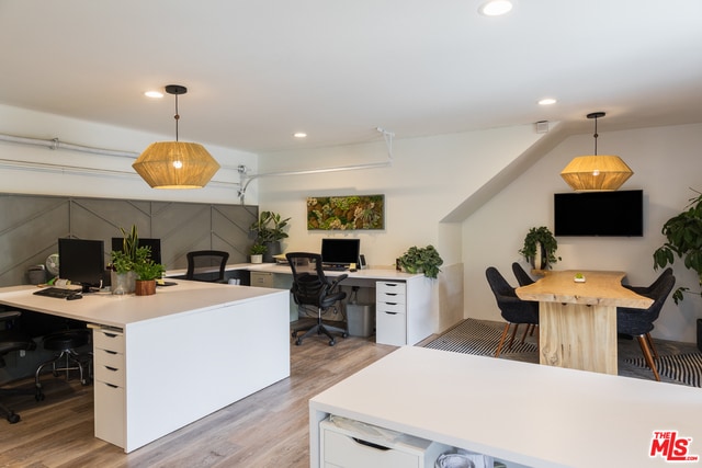 Building Photo - 1070 Amoroso Pl