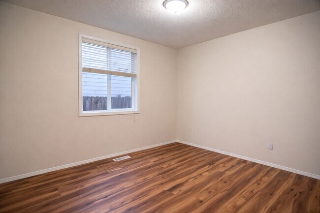 Building Photo - 5447 N St