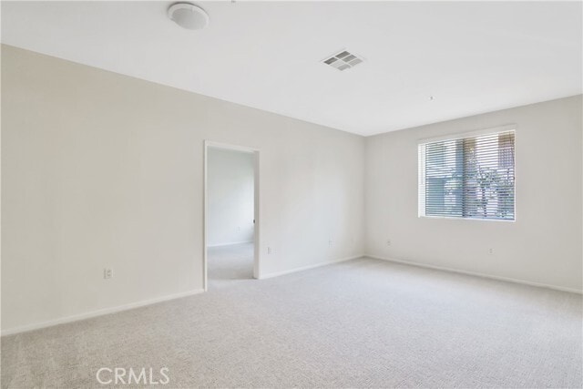 Building Photo - 1329 Scholarship