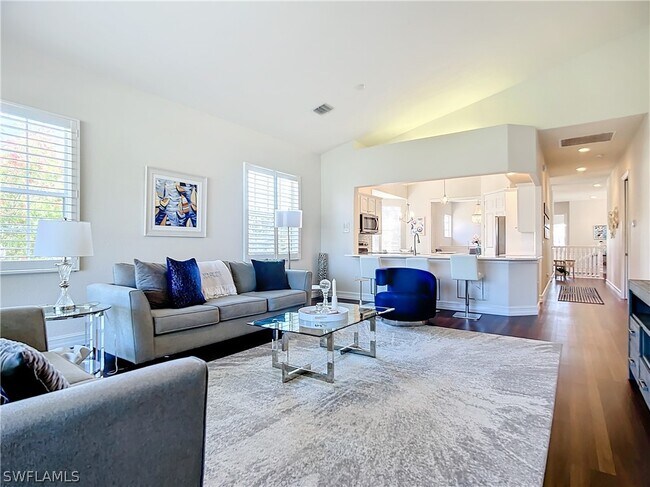 Building Photo - 4752 Stratford Ct