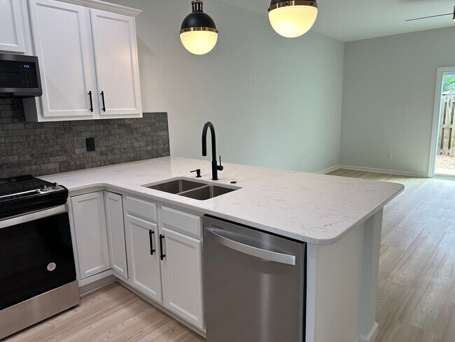 Building Photo - 4554 Exuma Ln