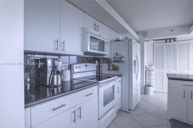 Building Photo - 3411 Indian Creek Dr