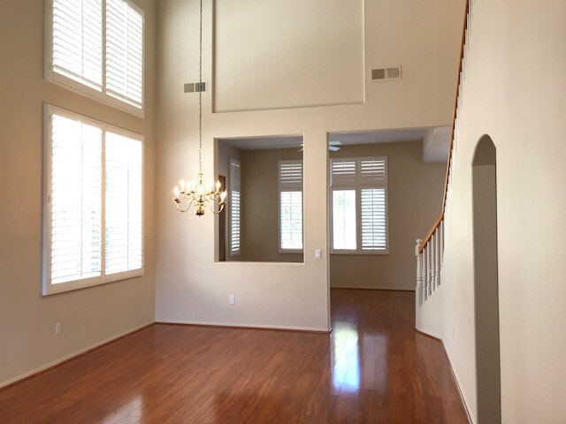 Building Photo - Newbury Park 4+3 on cul-de-sac w/lots of community amenities!