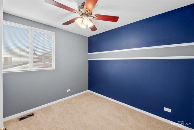 Building Photo - 737 Serendipity Dr