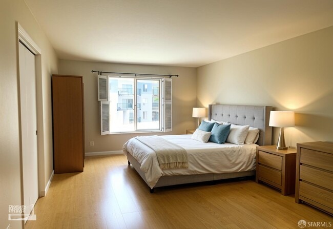 Building Photo - 965 Shorepoint Ct