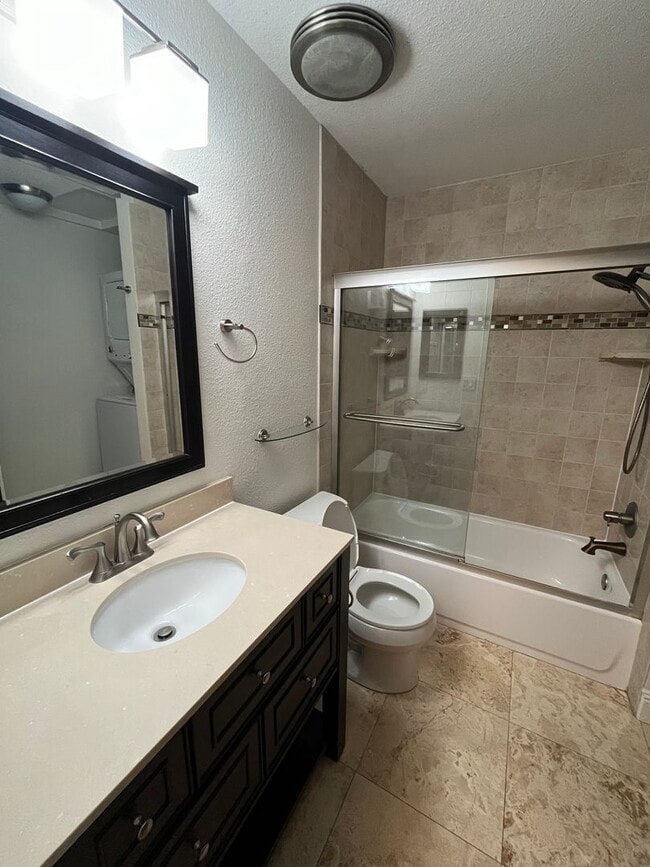 Building Photo - 2 Story condo in North Davis