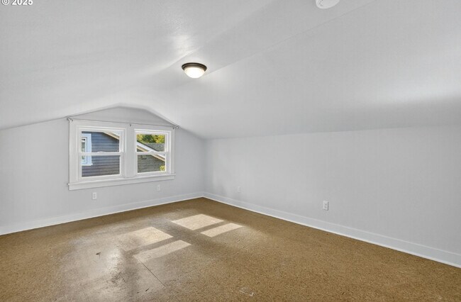 Building Photo - 3748 NE 23rd Ave