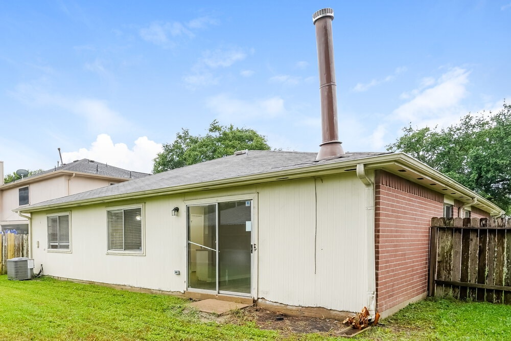 Building Photo - 16115 Purpleridge Ct