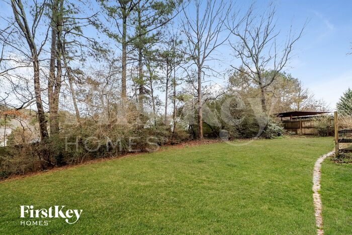 Building Photo - 1715 Straw Valley Rd