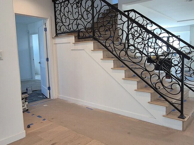 Building Photo - NO MIN CREDIT SCORE REQUIRED, BK OKAY, PAST EVICTION OKAY!, BACKGROUND FRIENDLY. Apply at "The Re...