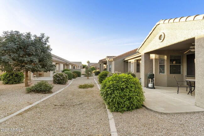 Building Photo - 4202 E Broadway Rd