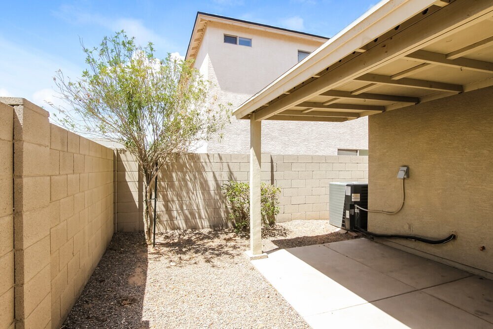 Building Photo - 7210 S 8th Pl