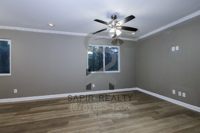 Building Photo - 1277 Goodwin Rd NE