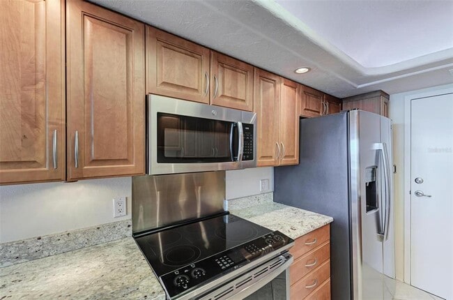 Building Photo - 435 S Gulfstream Ave