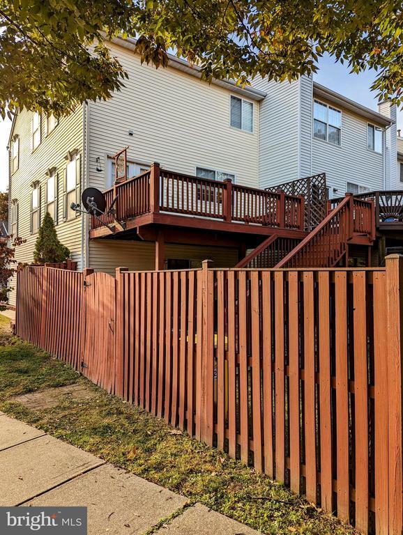 Building Photo - 2701 Summers Ridge Dr