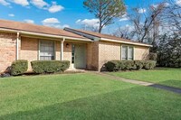 Building Photo - 6610 Marshall Pl Dr