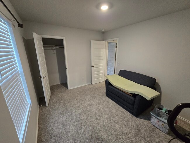 Building Photo - 1401 Madison Ave