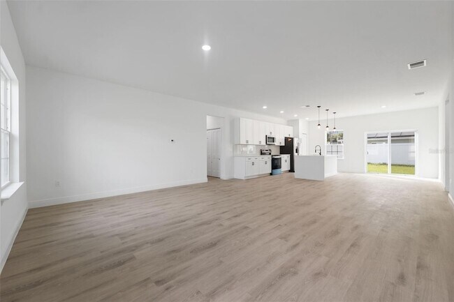 Building Photo - 2273 SW 158th St Rd