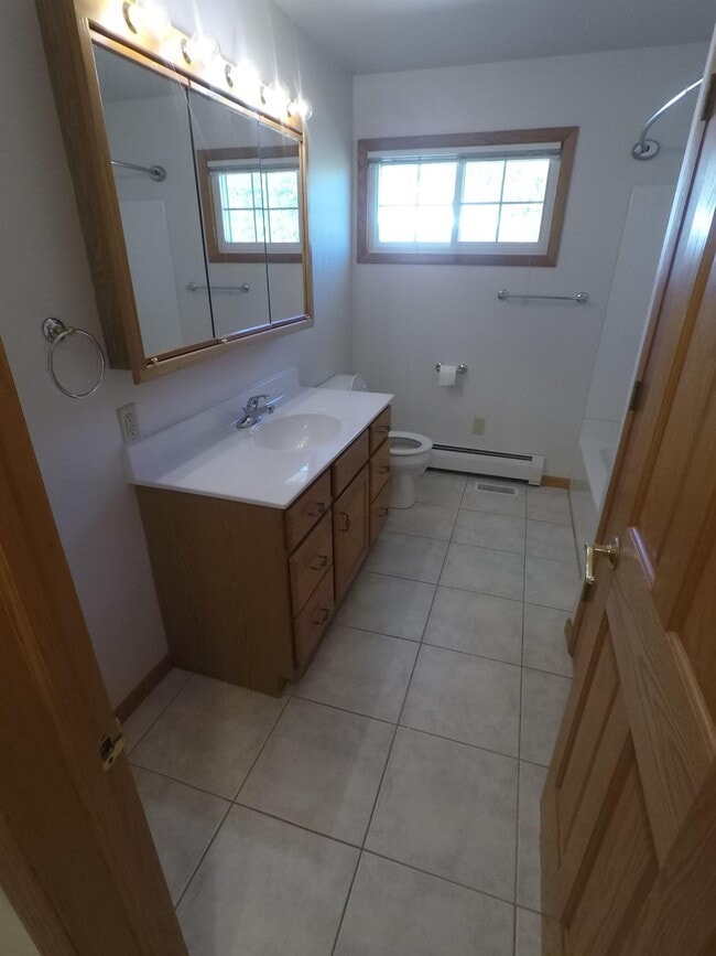 Building Photo - 3035 Martin Rd