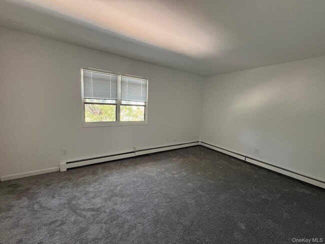 Building Photo - 4 Patton Dr