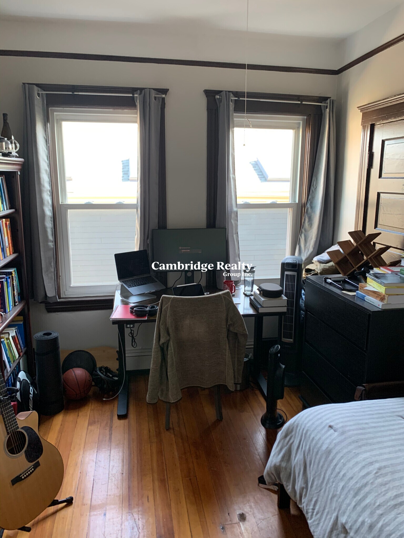 Building Photo - 118 Columbia St