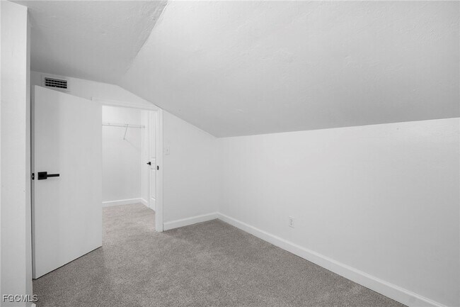 Building Photo - 6213 Timberwood Cir