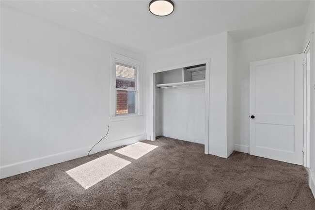 Building Photo - 314 Maplewood Ave