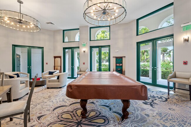 Building Photo - 100 SE 5th Ave