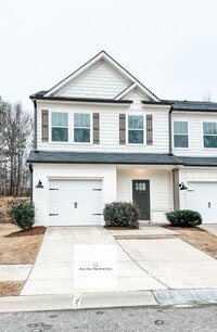 Building Photo - Charming Townhouse in Greer, SC