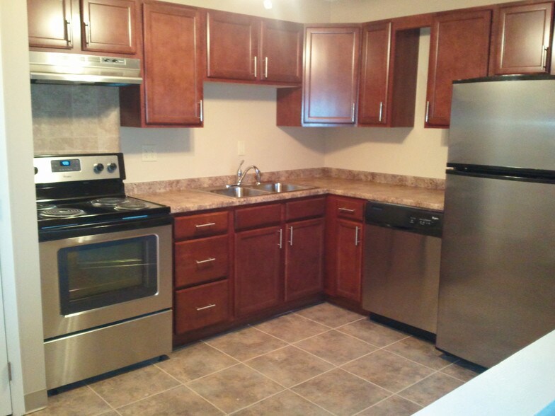 Prairie Woods Apartments MOVE IN FOR 99! 4014 Hubbell Ave Des Moines IA 50317 Apartment Finder