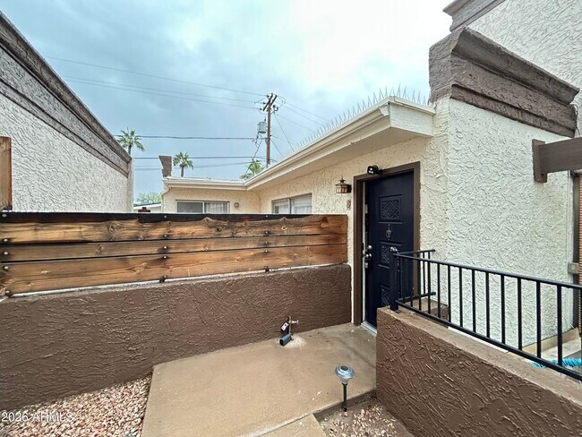 Building Photo - 4601 N 73rd St