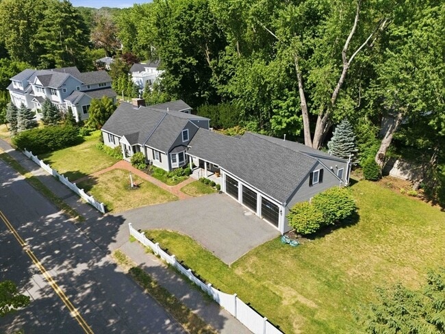 Building Photo - 3 Sprague Rd