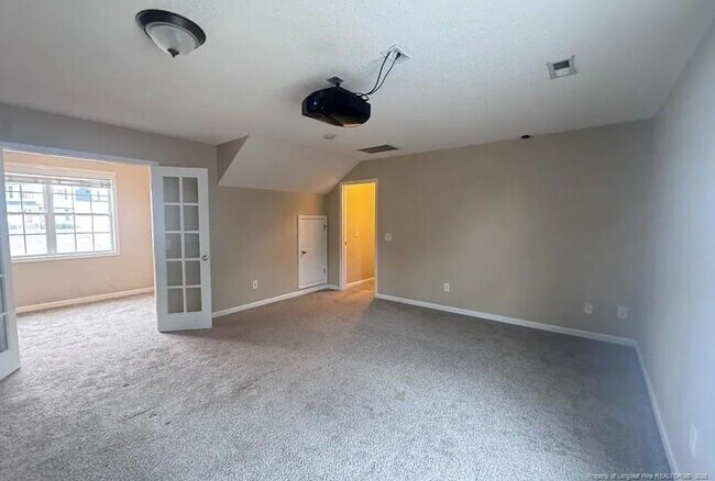 Building Photo - 52 Forest Mountain Ct