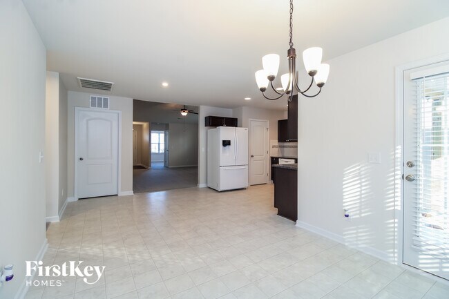 Building Photo - 5439 Misty Hill Cir