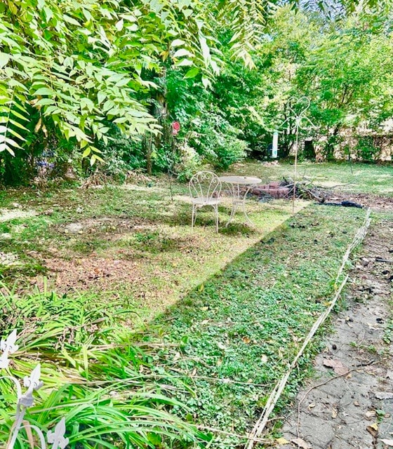 Building Photo - 1106 N Hickory St