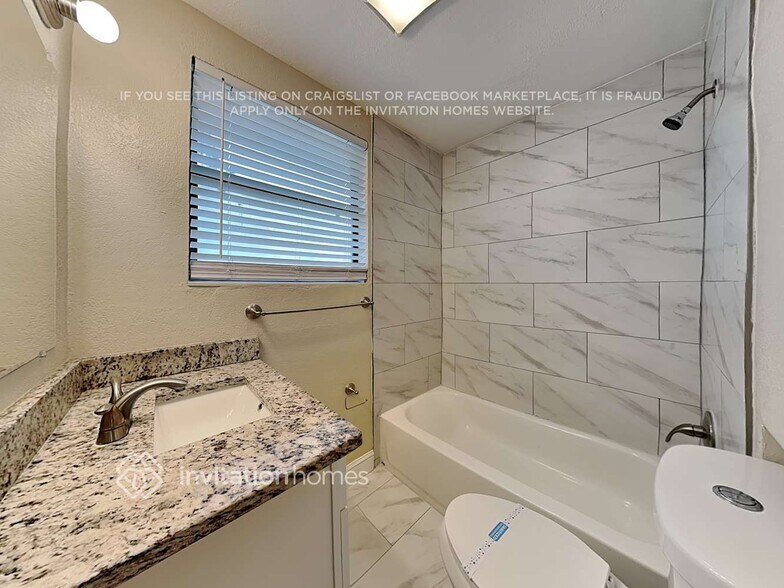 Building Photo - 2640 Northland Rd