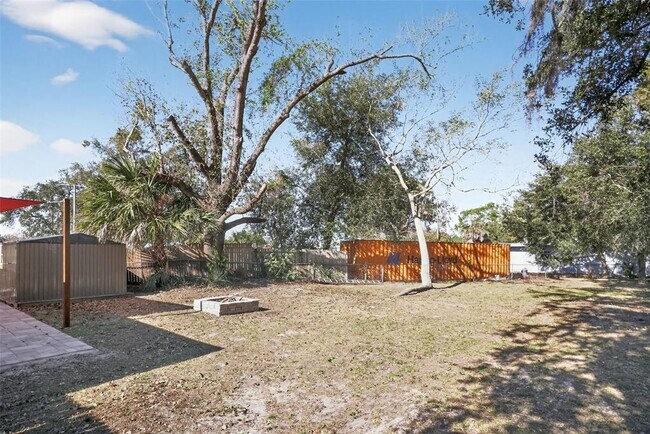 Building Photo - 5480 Lake Tyner Dr