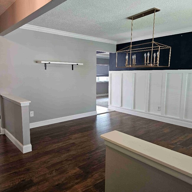 Building Photo - 3044 Willow Bend Dr