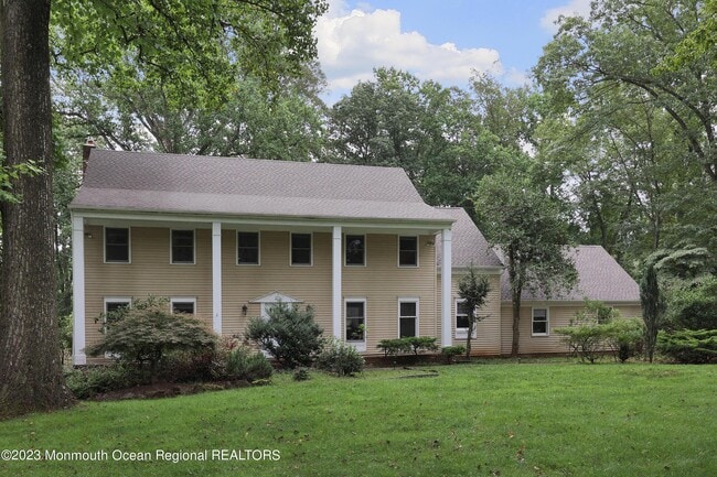 Building Photo - 18 Seven Oaks Dr