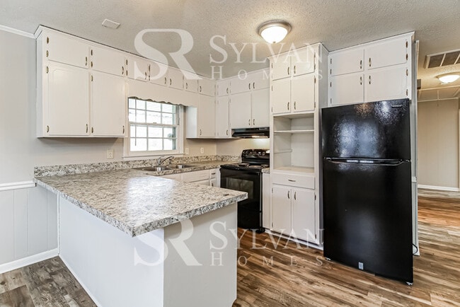 Building Photo - The Lifestyle You Deserve.