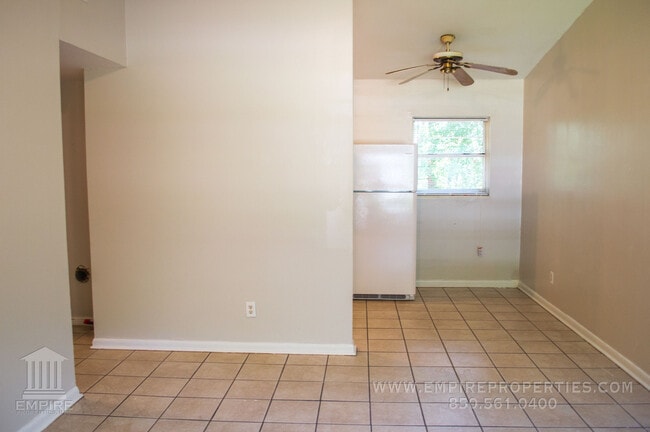 Building Photo - Renovated Home South of FSU