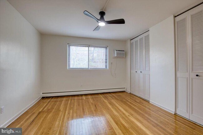 Building Photo - 1016 W Baltimore Pike