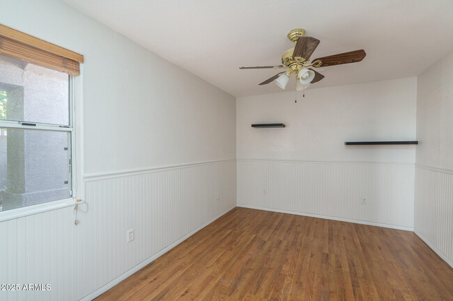 Building Photo - 5951 W Irma Ln