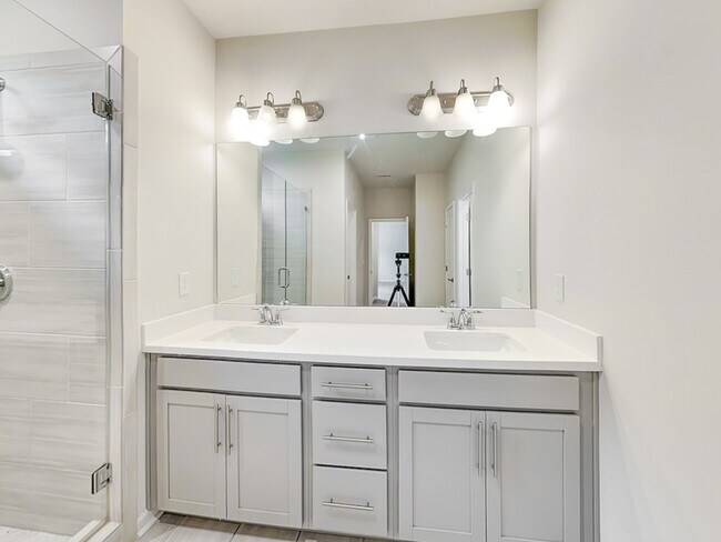 Building Photo - 5940 Stargazer Way