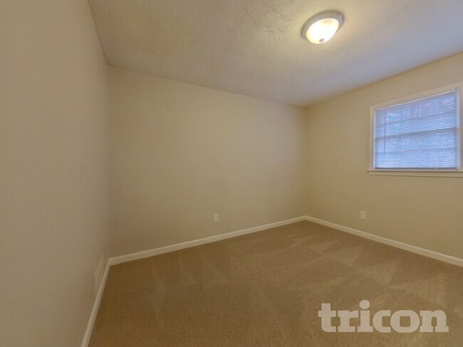 Building Photo - 5020 Horton Pl