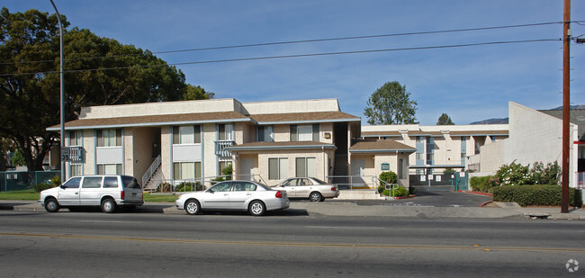 Building Photo - Community Arms Apartments