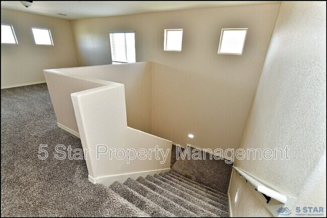 Building Photo - 2840 Tierra De Moyo Pl
